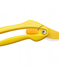 Špeciálne dvojčepeľové nožnice  - Fiskars - 1 ks